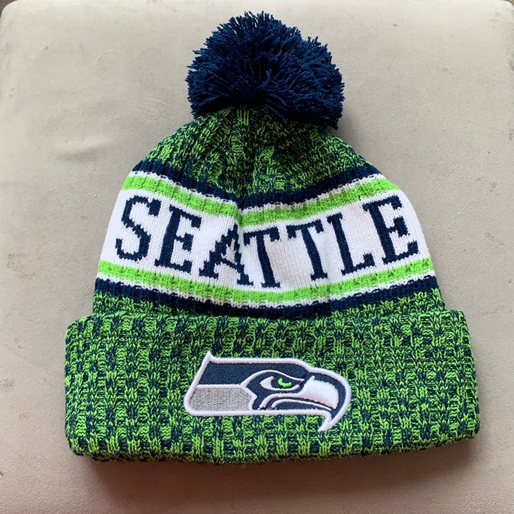 NWOT Seattle Seahawks Beanie
